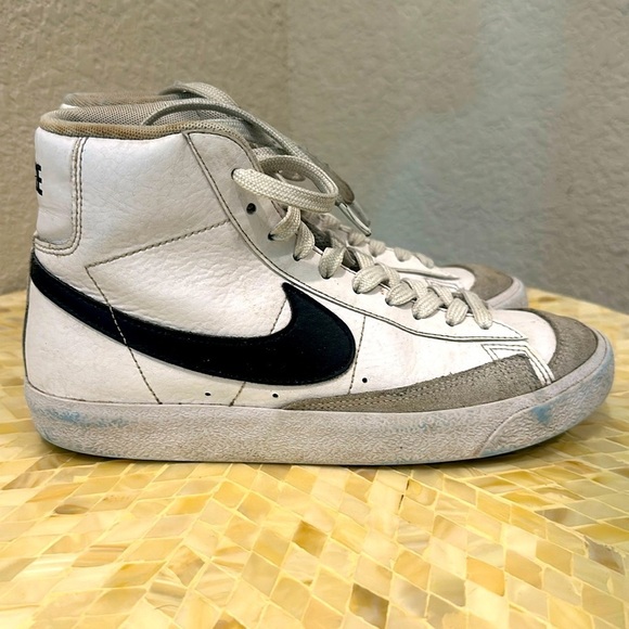 Nike Blazer high tops kids size 6 y - Picture 1 of 10